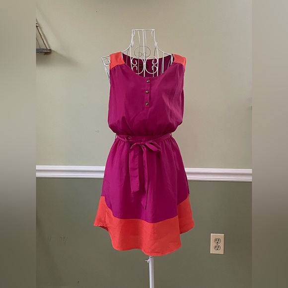 Dresses & Skirts - Color block sleeveless belted a line dress XS cinch waist maxi